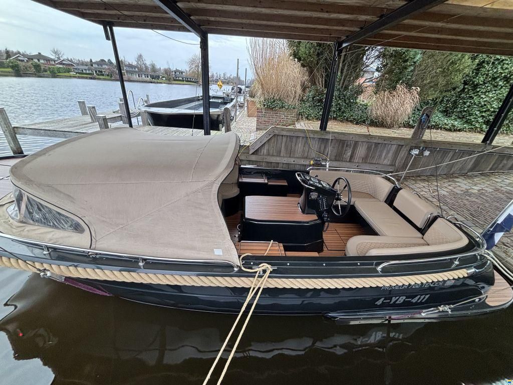 Primeur 700 Tender