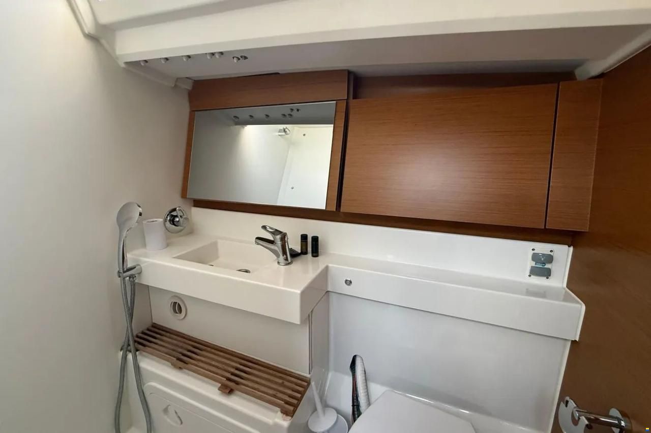 Jeanneau Sun Odyssey 440