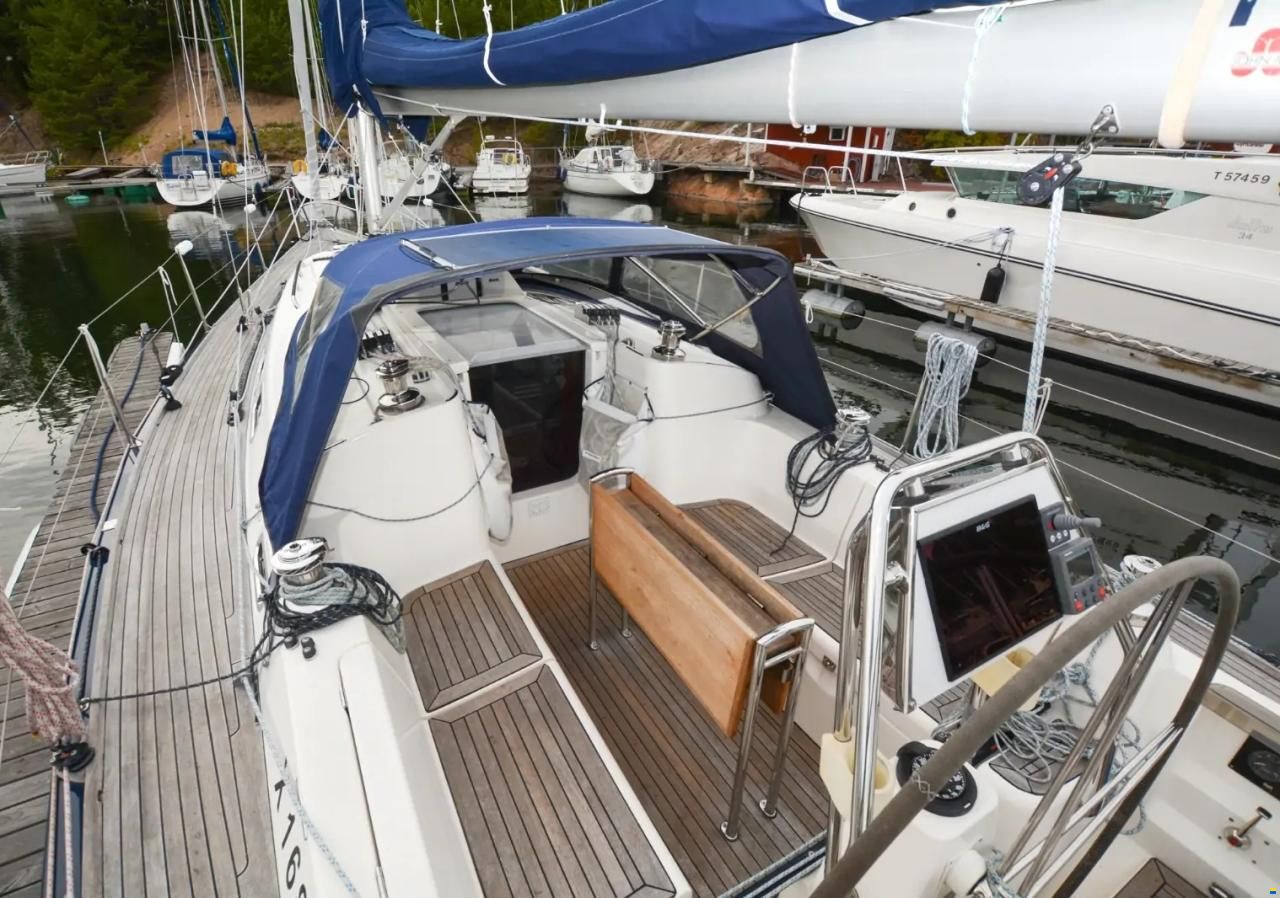 X-Yachts X-37