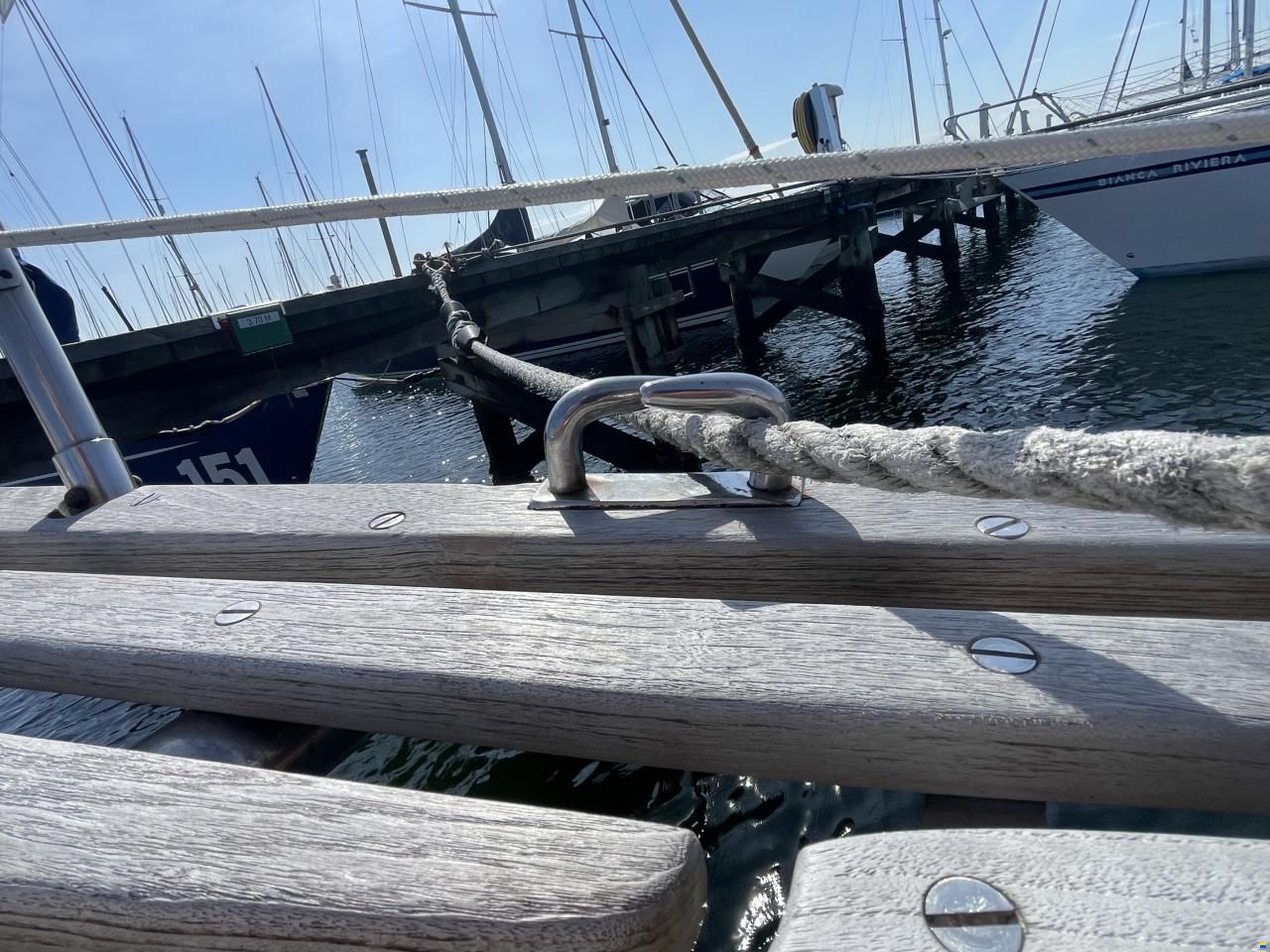 Mahogany Yacht 32