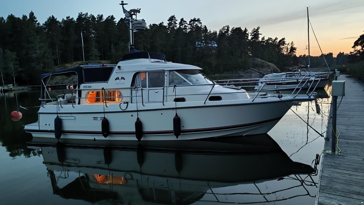 Nimbus 340 Commander