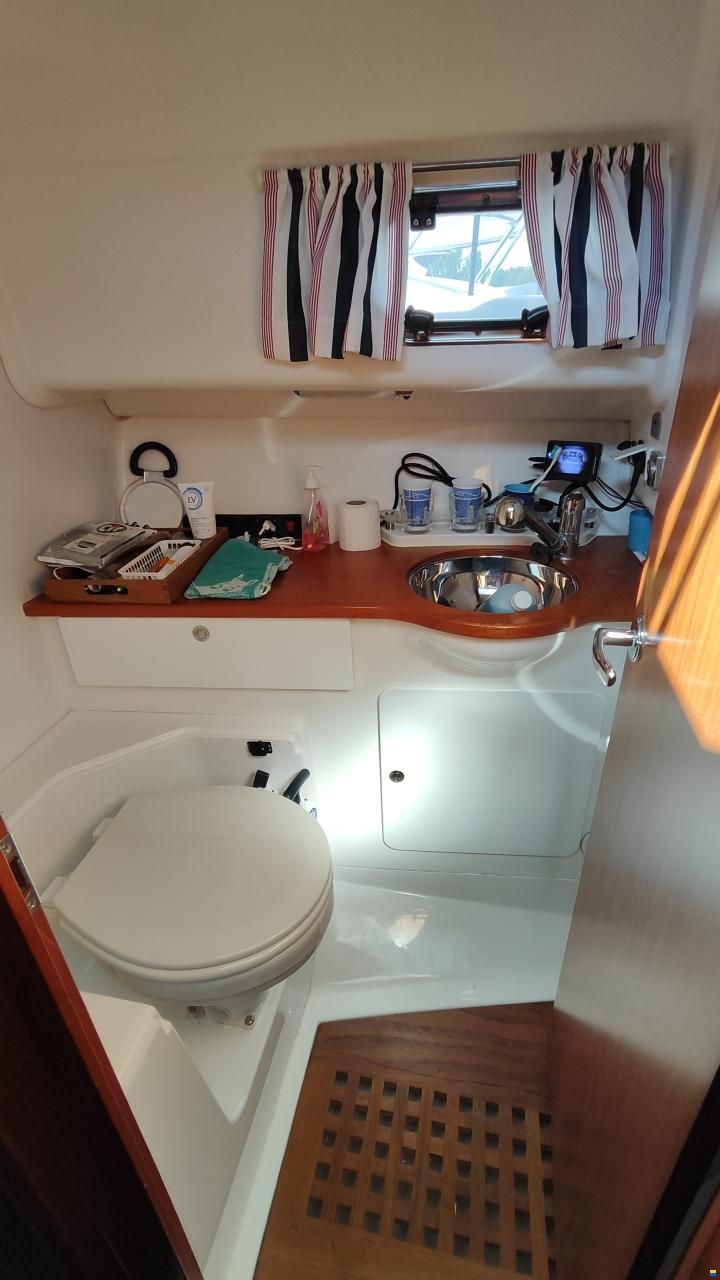 Nimbus 340 Commander