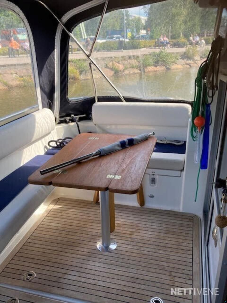 Nimbus 340 Commander