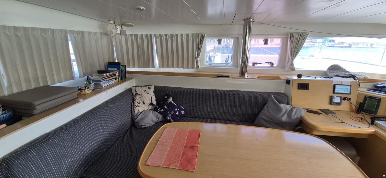 Lagoon 400