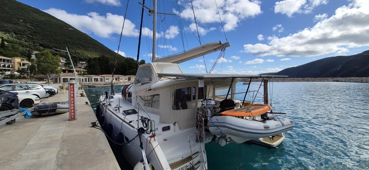Lagoon 400