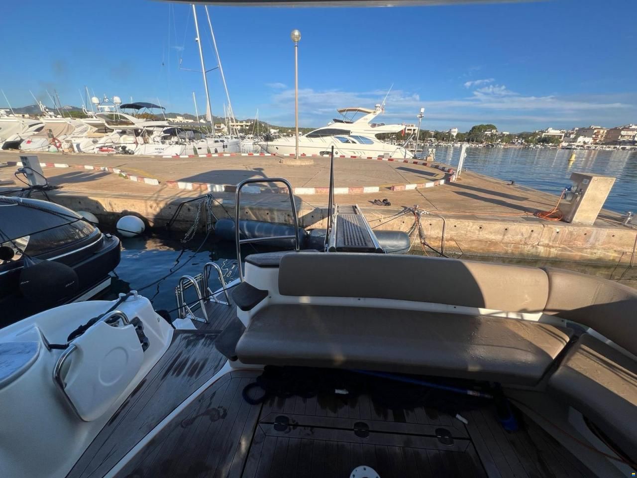 Cranchi 43 Atlantic Fly