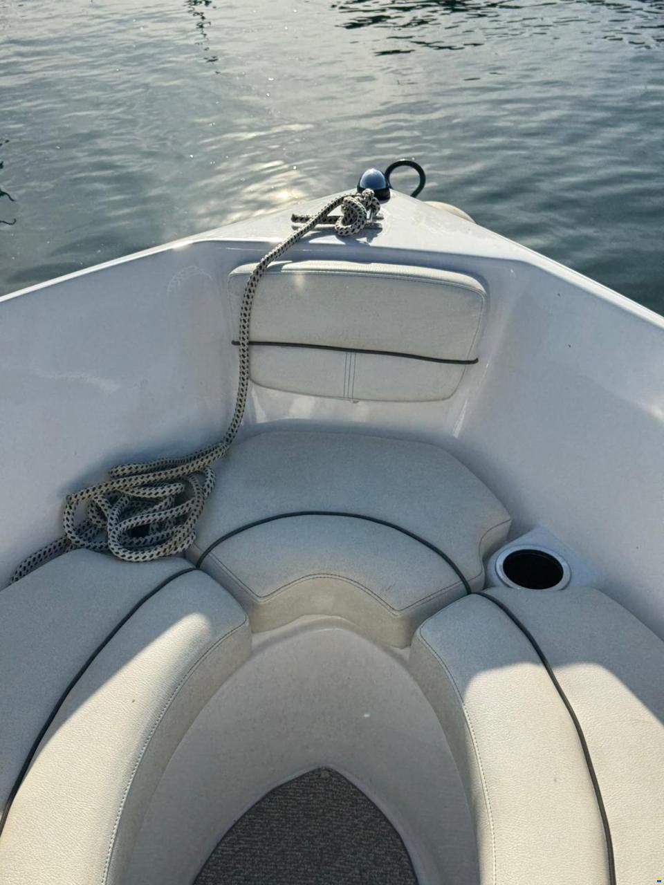 Rinker 186