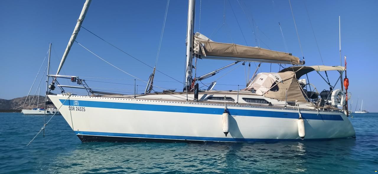 Sweden Yachts 340