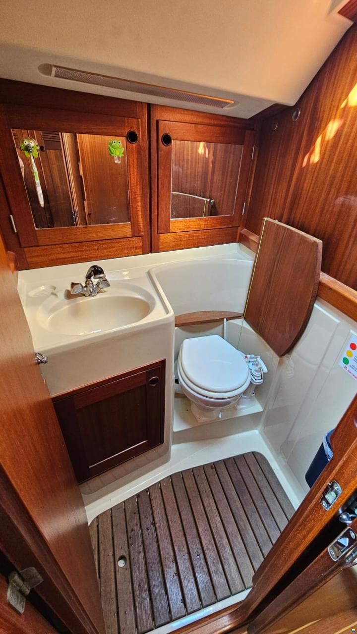Sweden Yachts 340