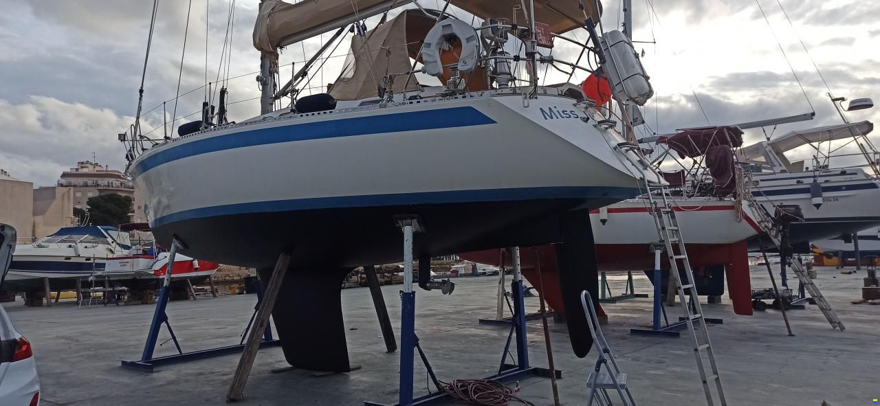 Sweden Yachts 340