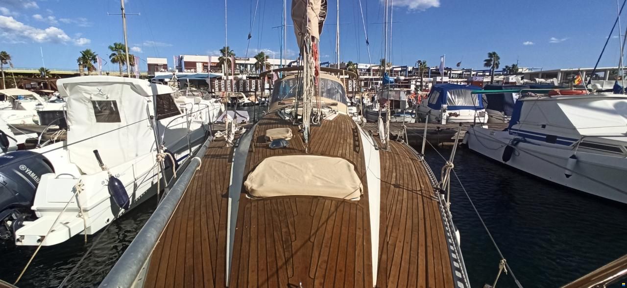 Sweden Yachts 340