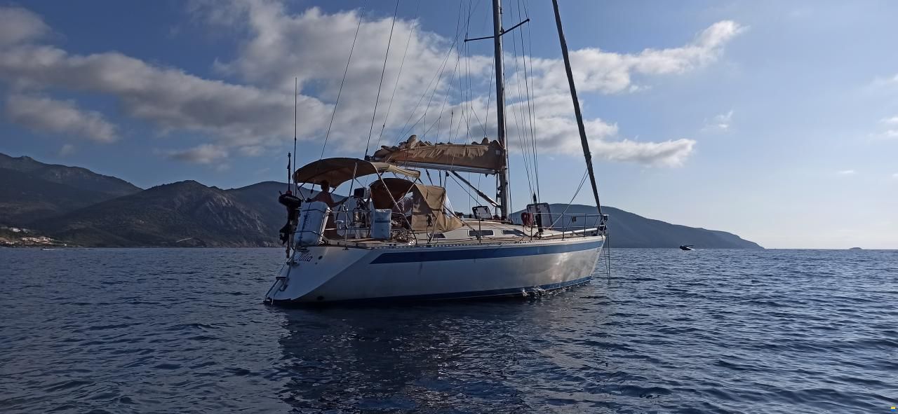 Sweden Yachts 340