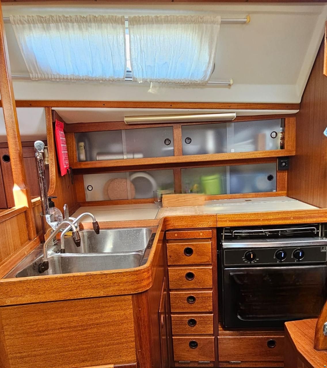 Sweden Yachts 340
