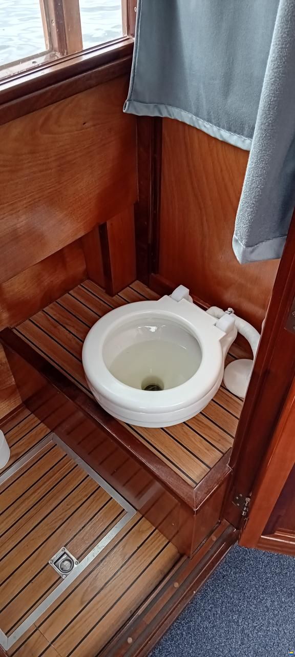 Watertaxi-Salonboot