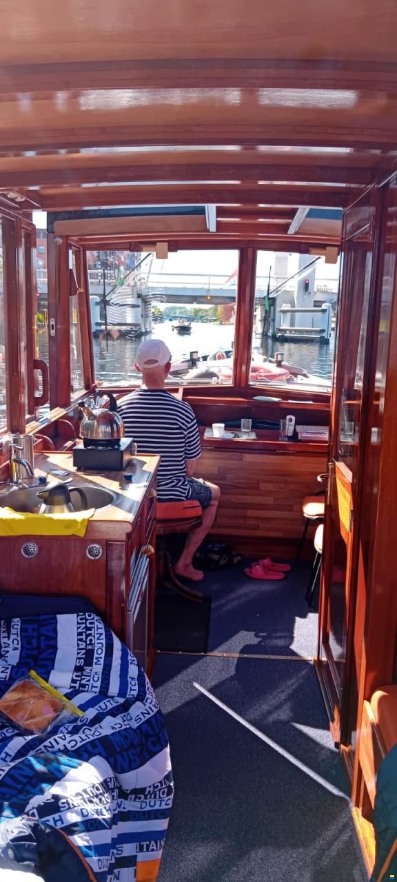 Watertaxi-Salonboot