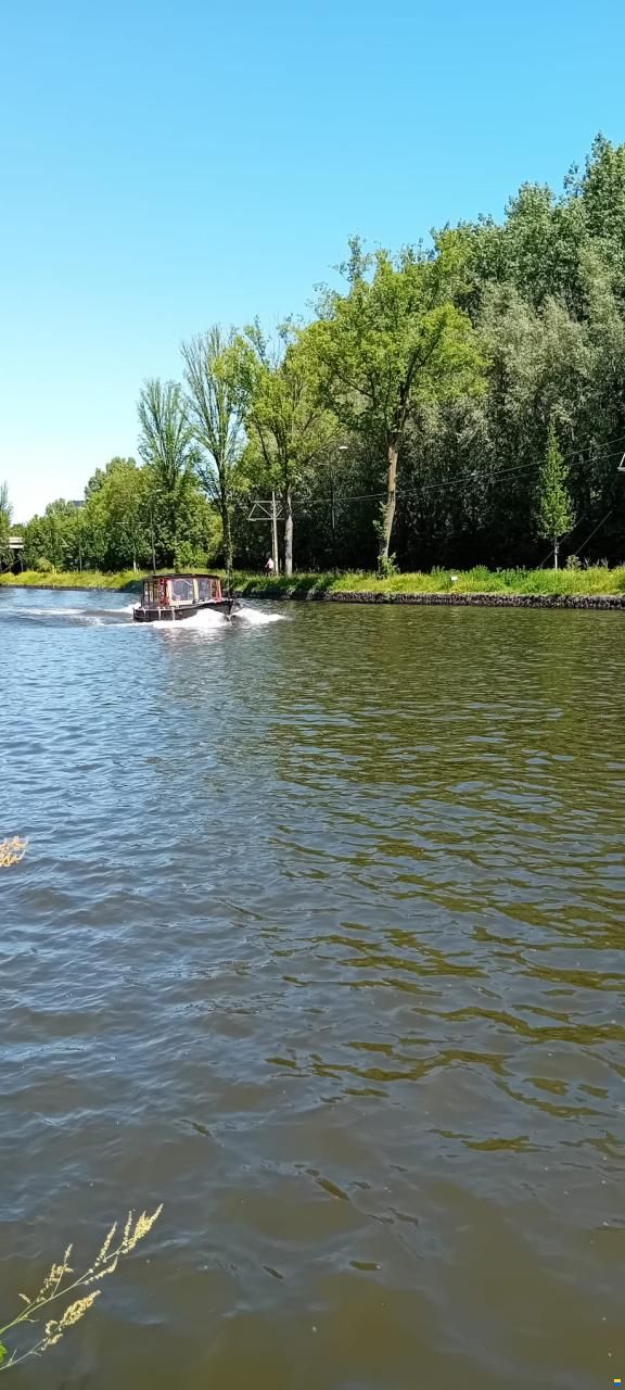 Watertaxi-Salonboot