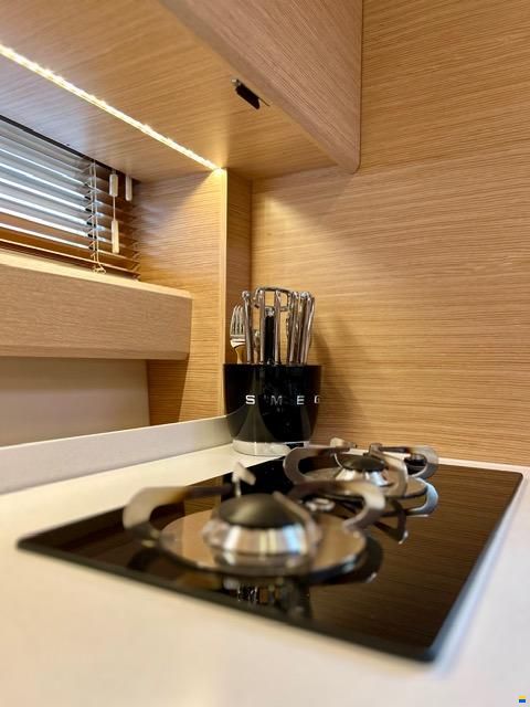 Bavaria S36HT