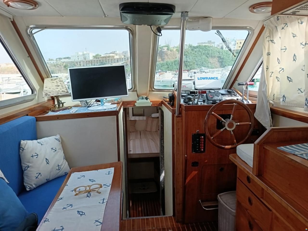 Resincolor 28 pilot  Cantiere Ceriale
