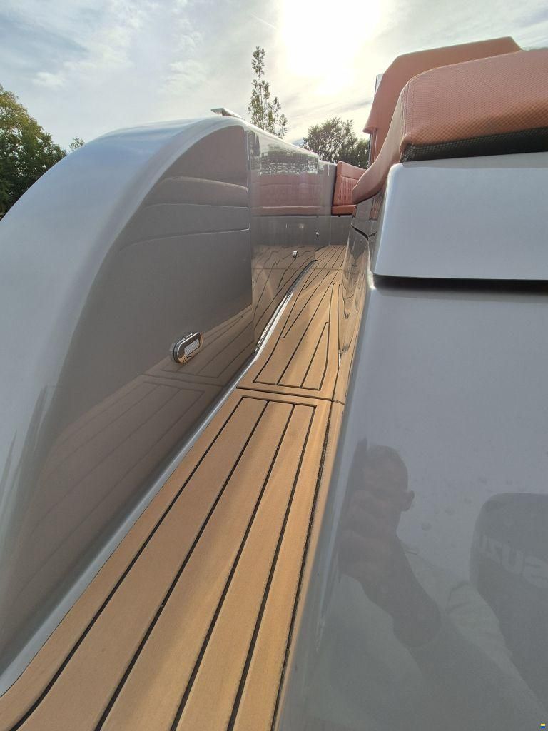 Giant 660 Tender