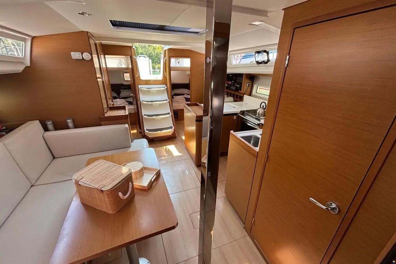 Jeanneau Sun Odyssey 440