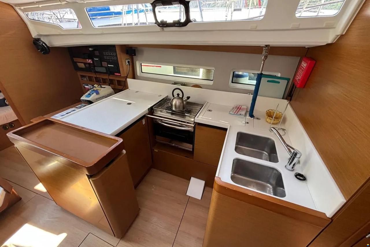 Jeanneau Sun Odyssey 440