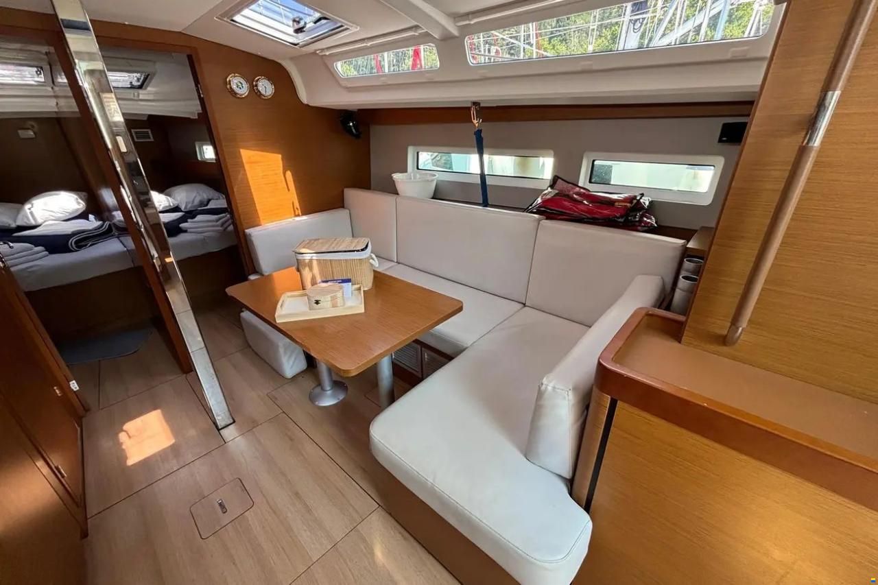 Jeanneau Sun Odyssey 440