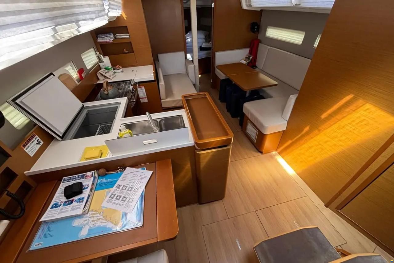Jeanneau Sun Odyssey 410