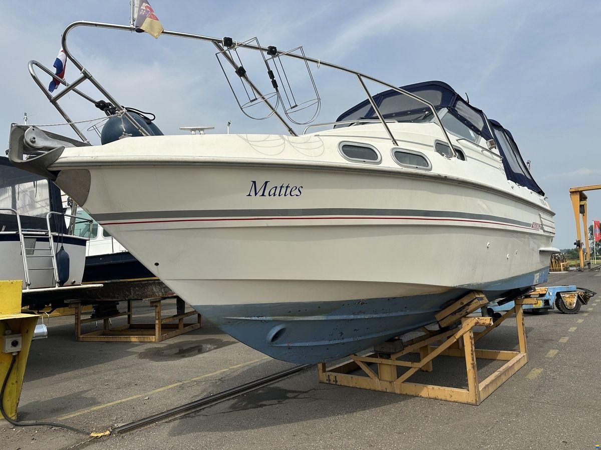 Sealine 255 Family