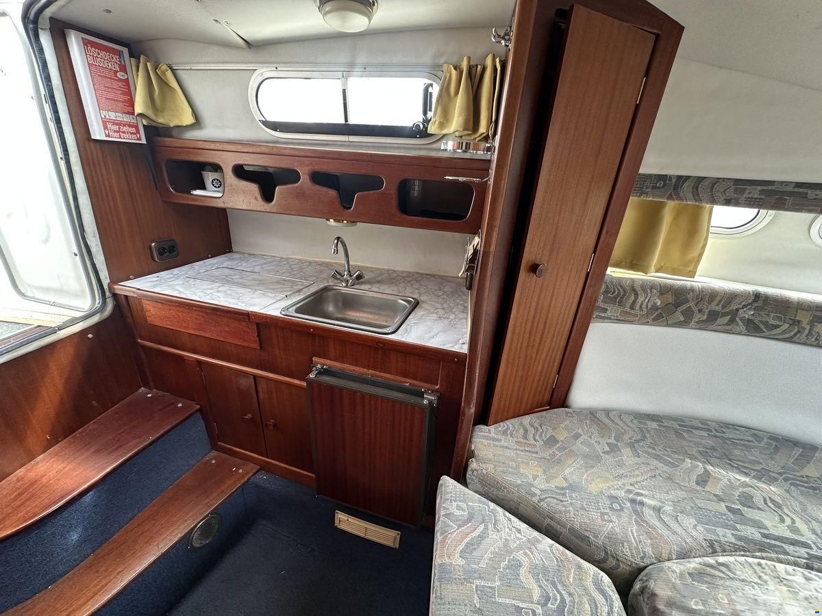 Sealine 255 Family