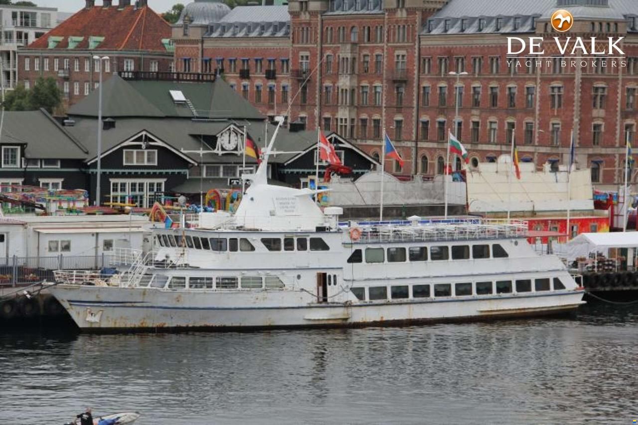 Passenger Vessel Minerva