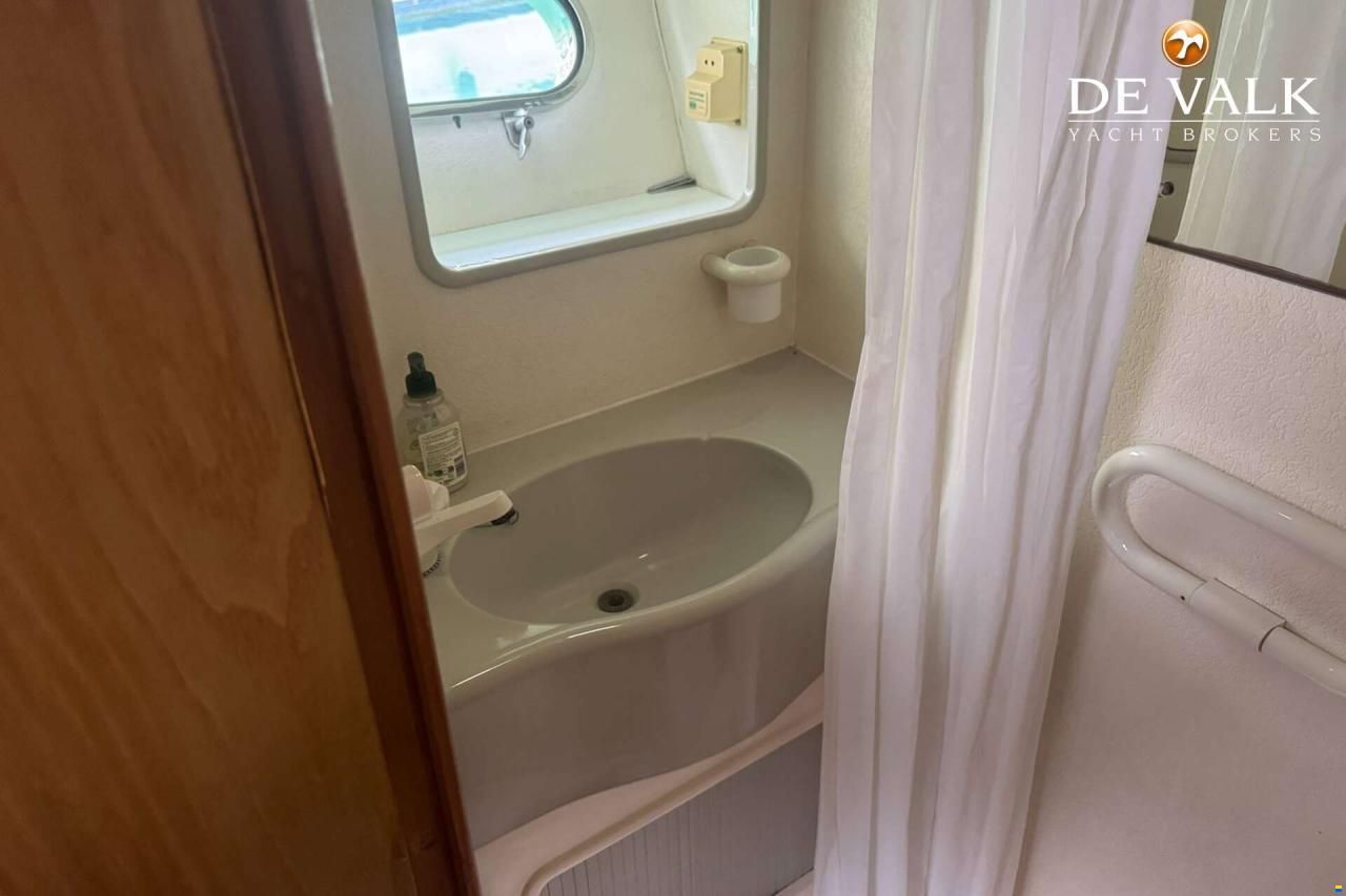 Fairline 43