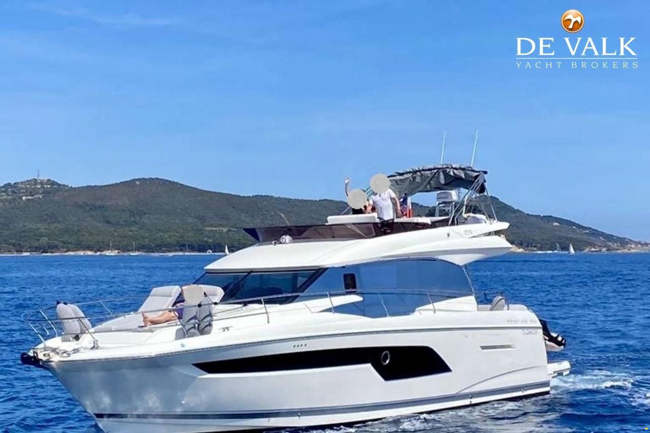 Jeanneau Prestige 50.