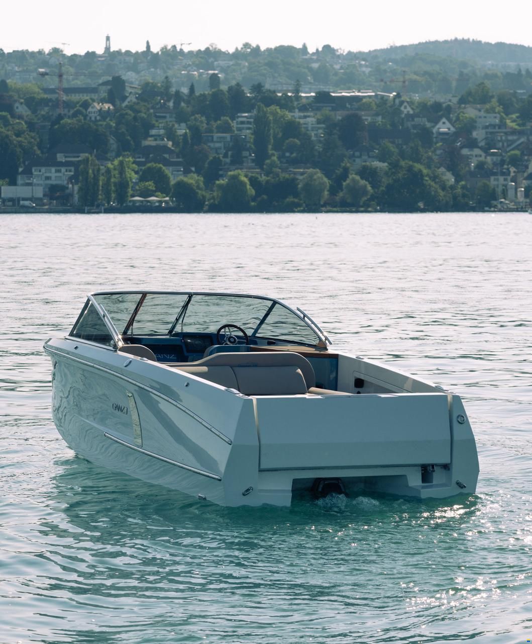 Ganz Boats Ovation 7.6 Cabin