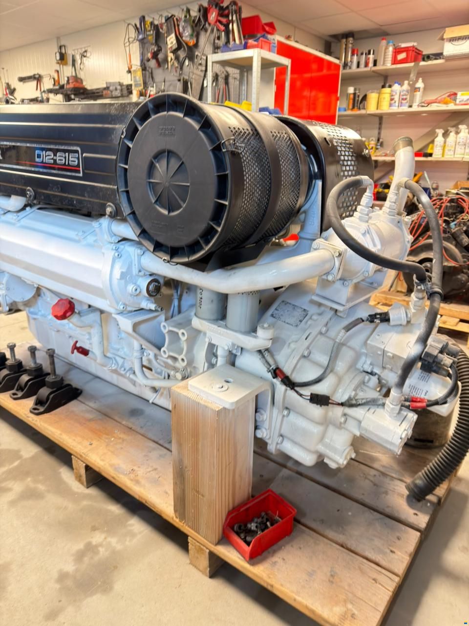 Volvo Penta D12-615