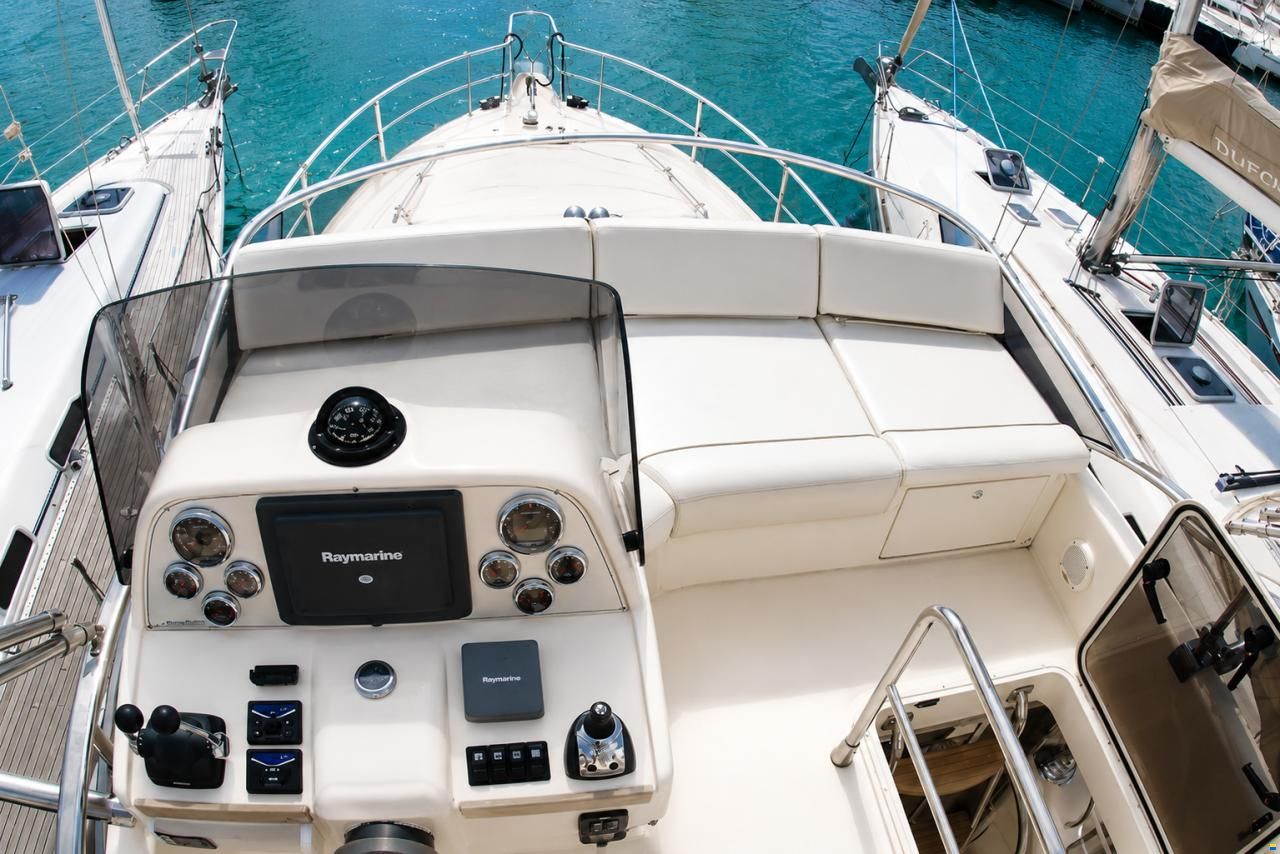 Portofino Marine 37 fly
