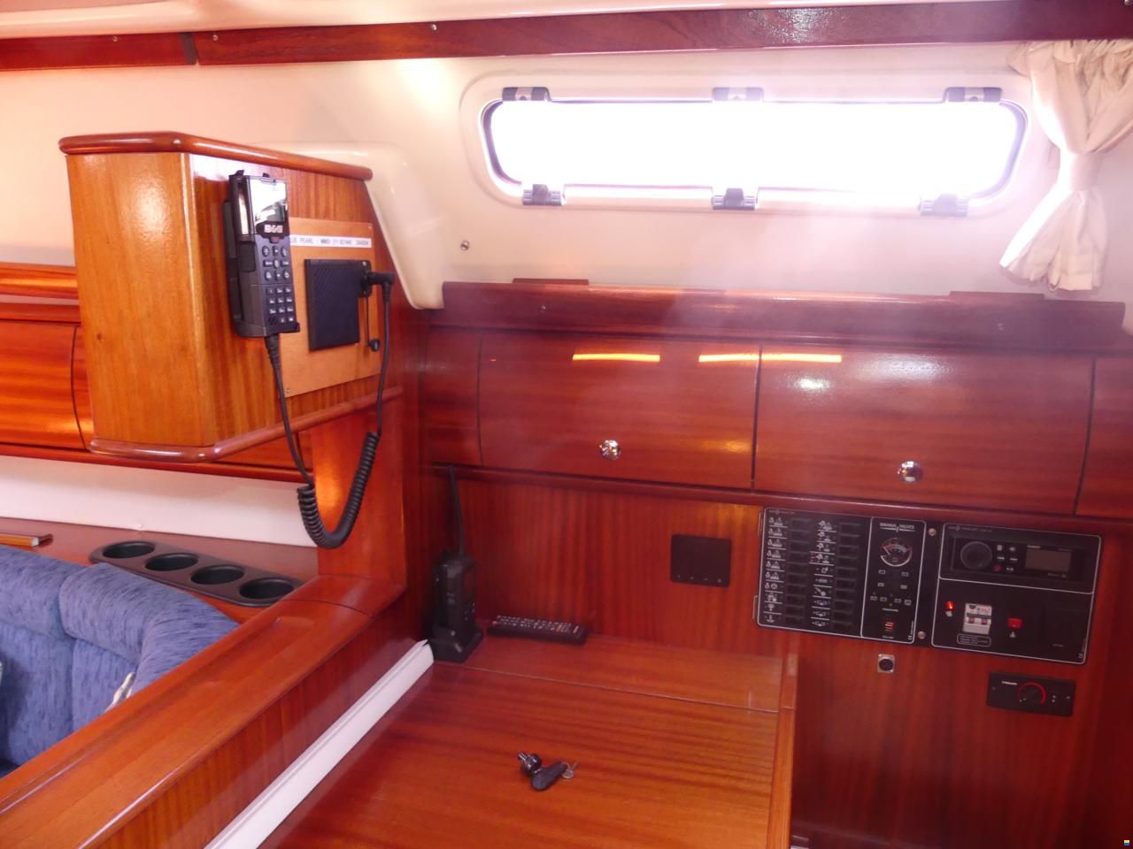 Bavaria 38-3