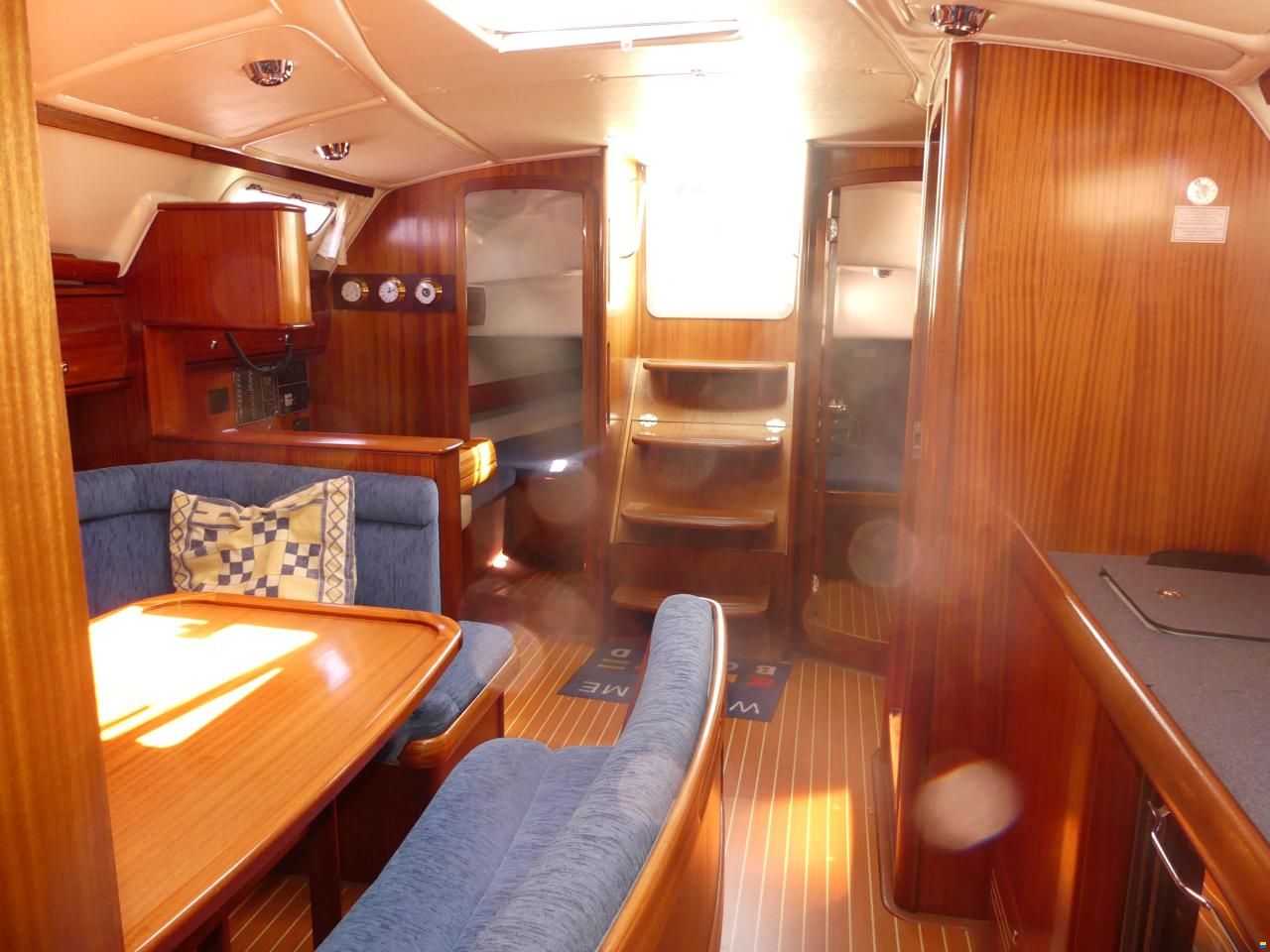 Bavaria 38-3