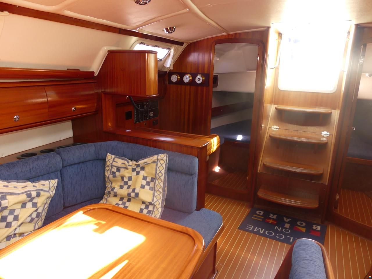 Bavaria 38-3