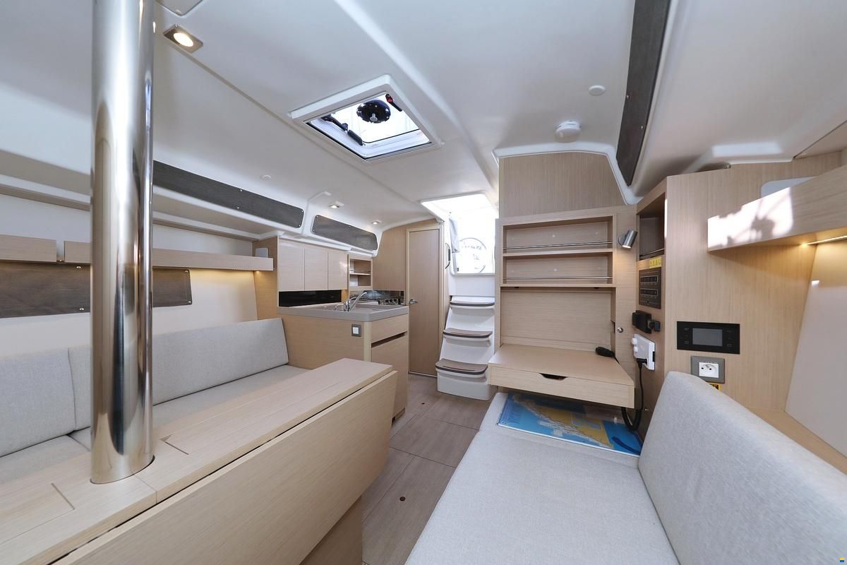 Beneteau Oceanis 34.1