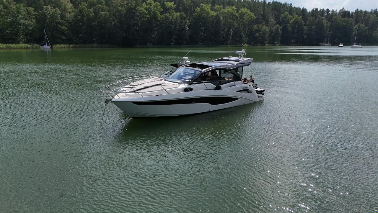 Galeon 425HTS