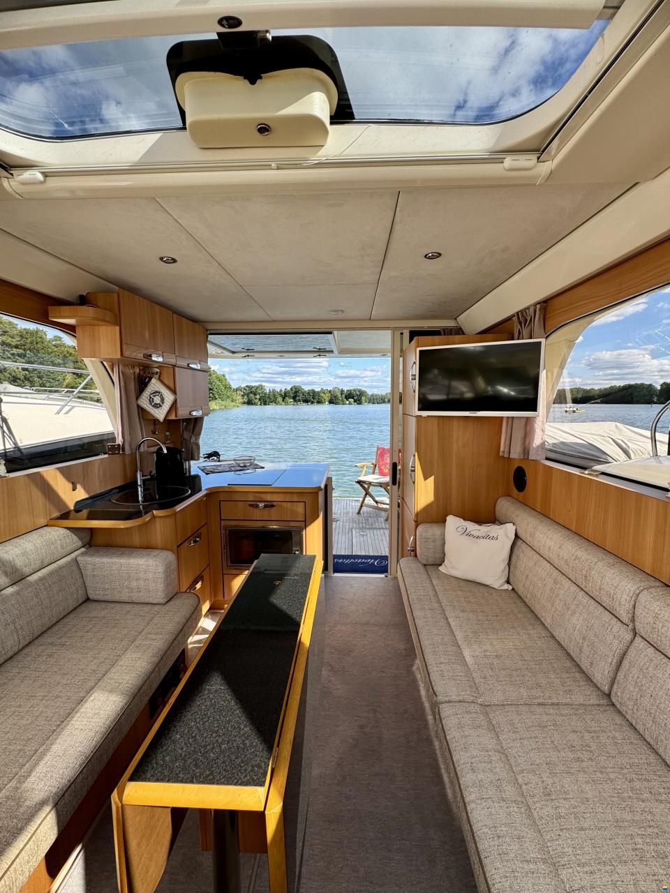 Greenline 33