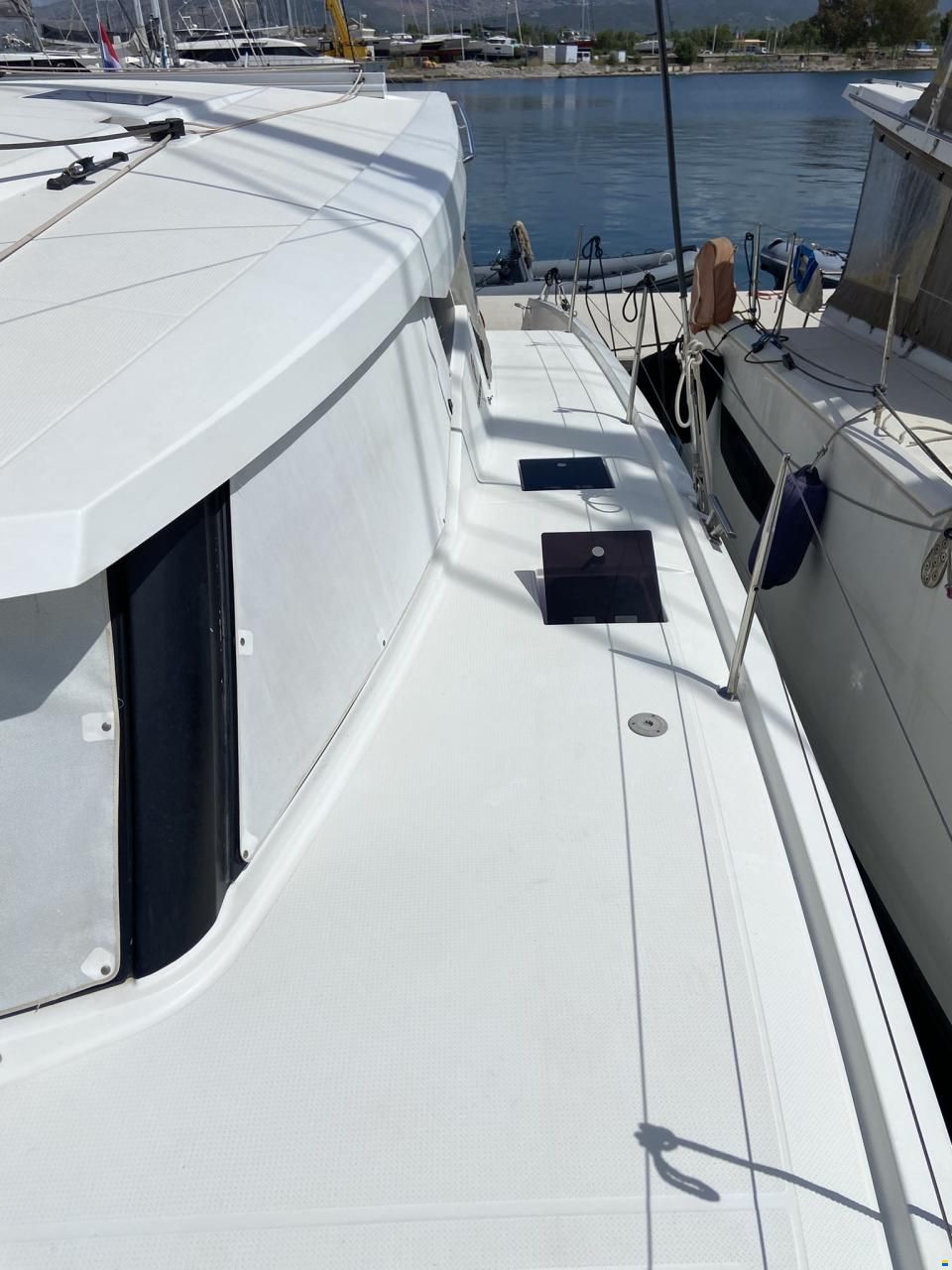 Fountaine Pajot Lucia 40