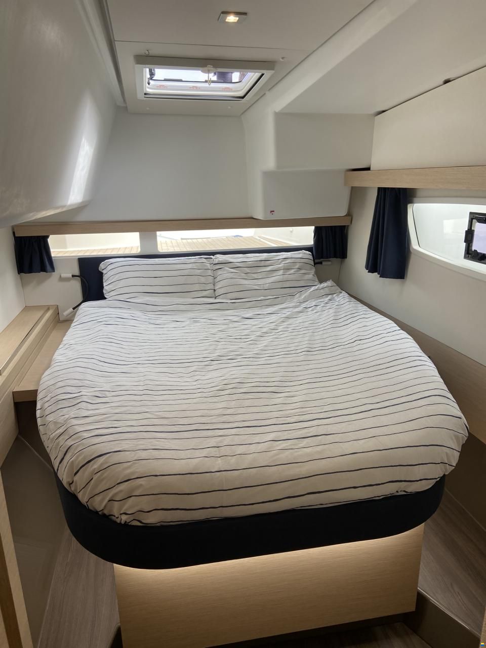 Fountaine Pajot Lucia 40