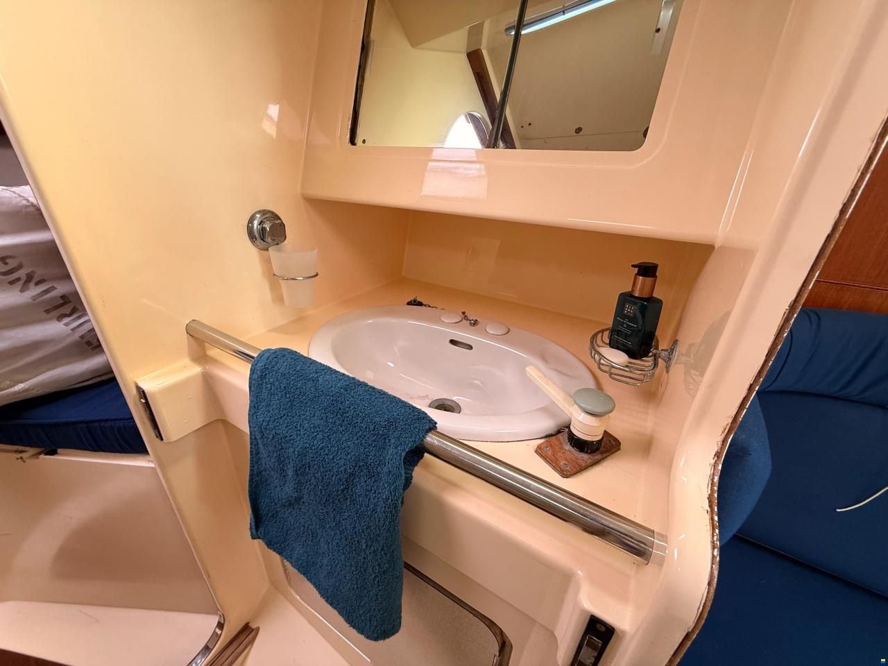 Camper & Nicholsons 31