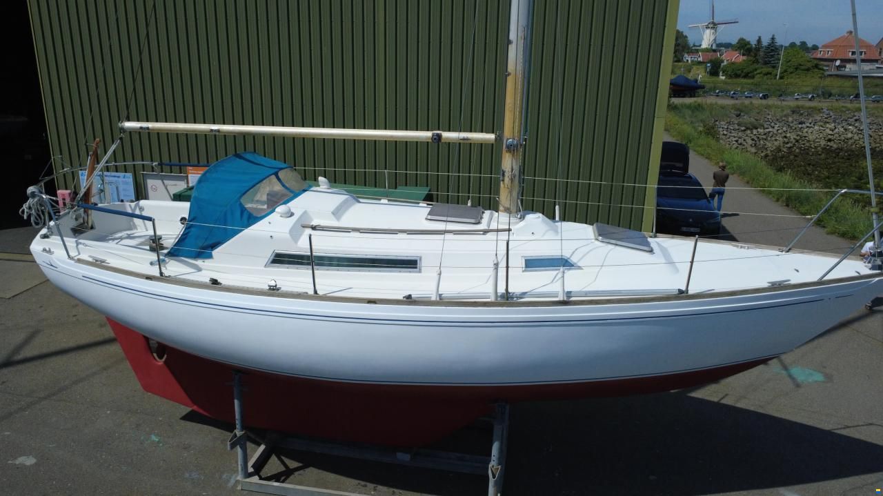 Camper & Nicholsons 31