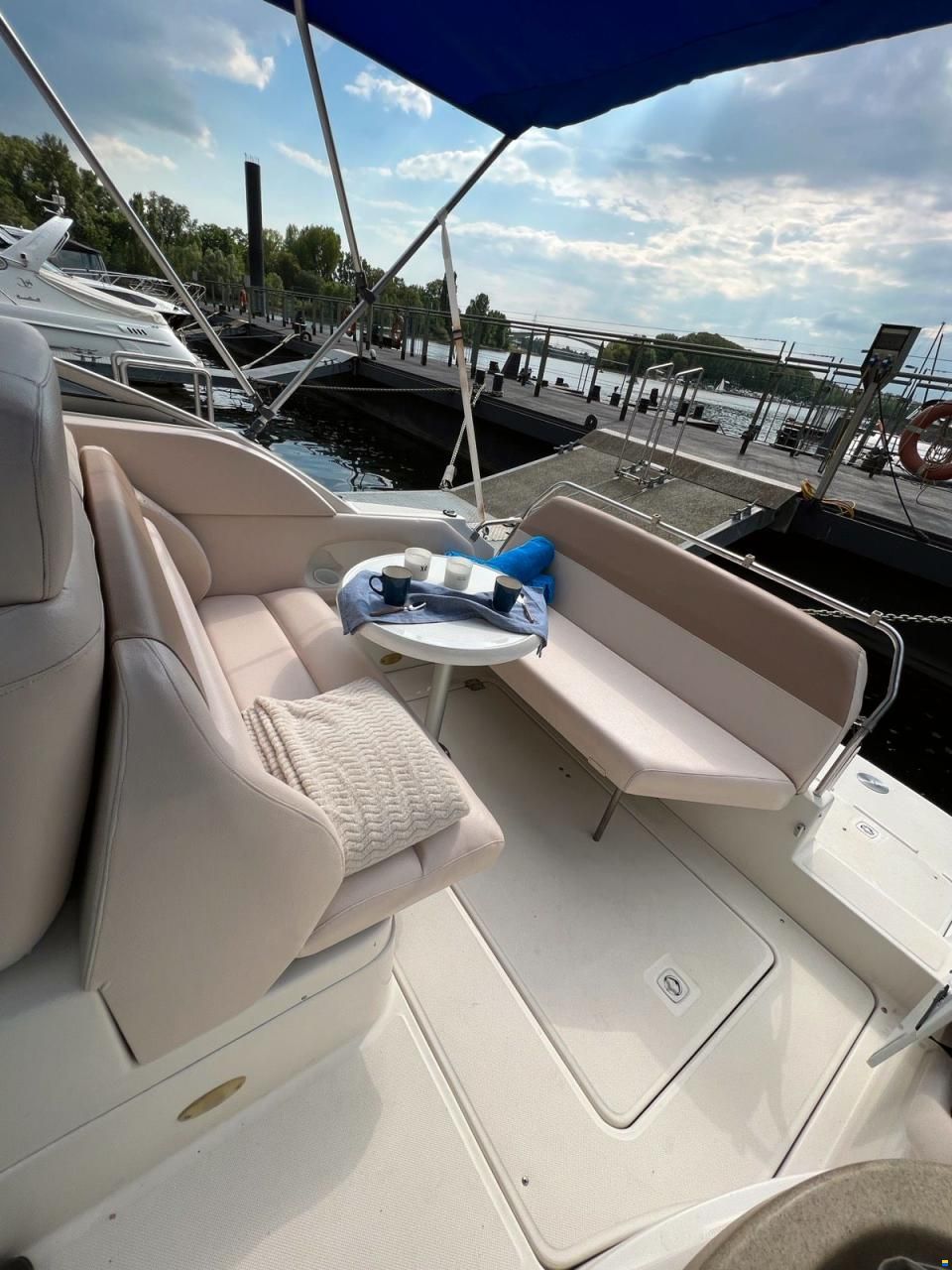 Regal 2665