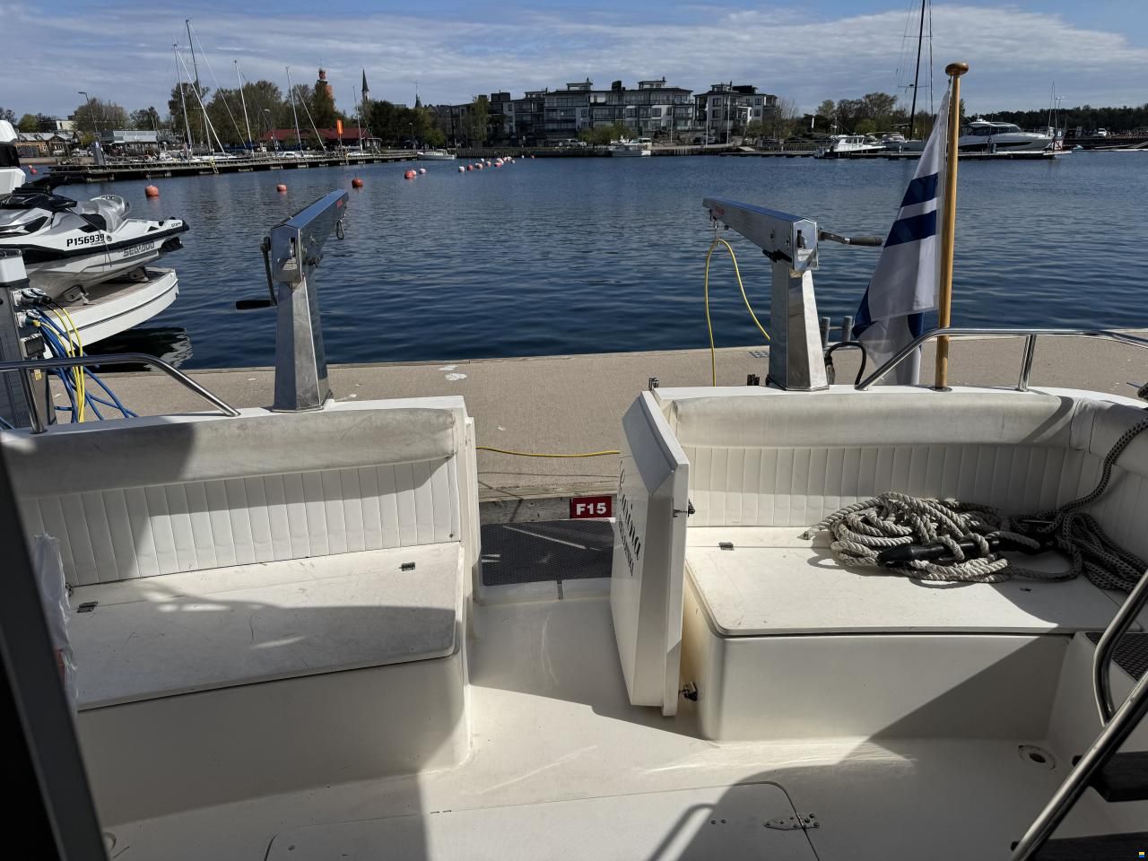 Fairline Corsica