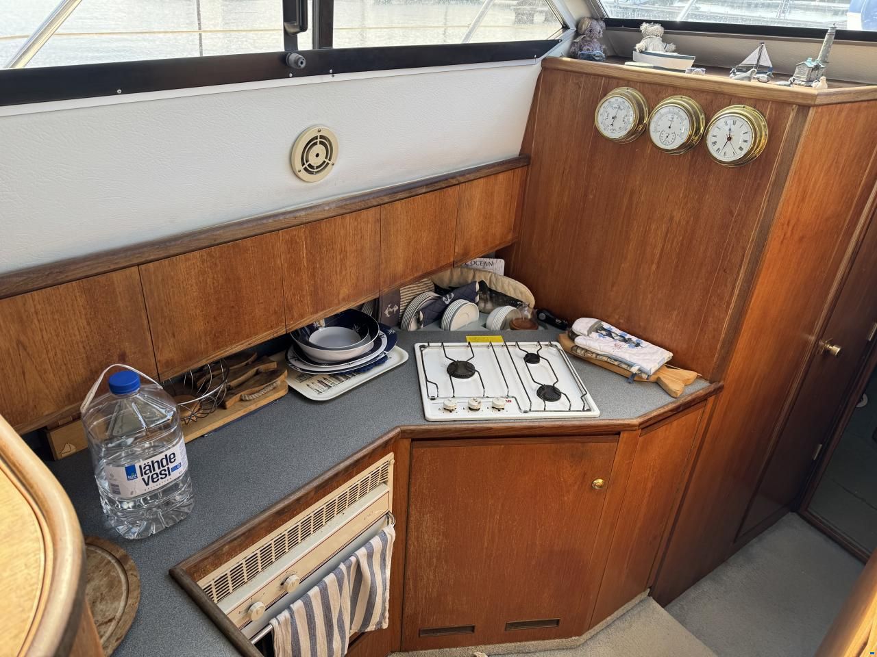Fairline Corsica