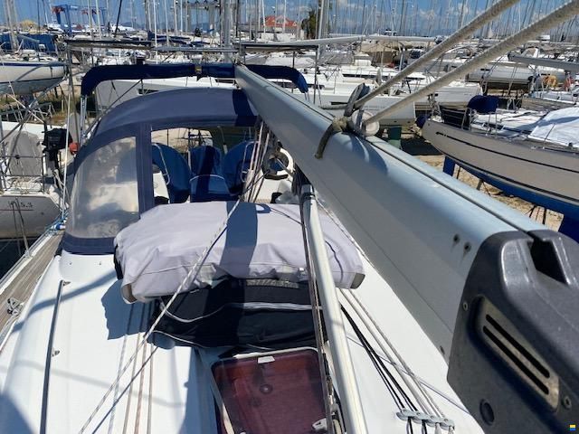 Bavaria 42