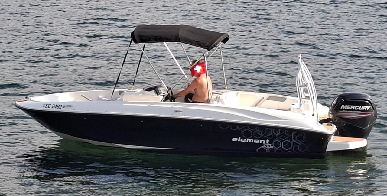 Bayliner Element XL / E6